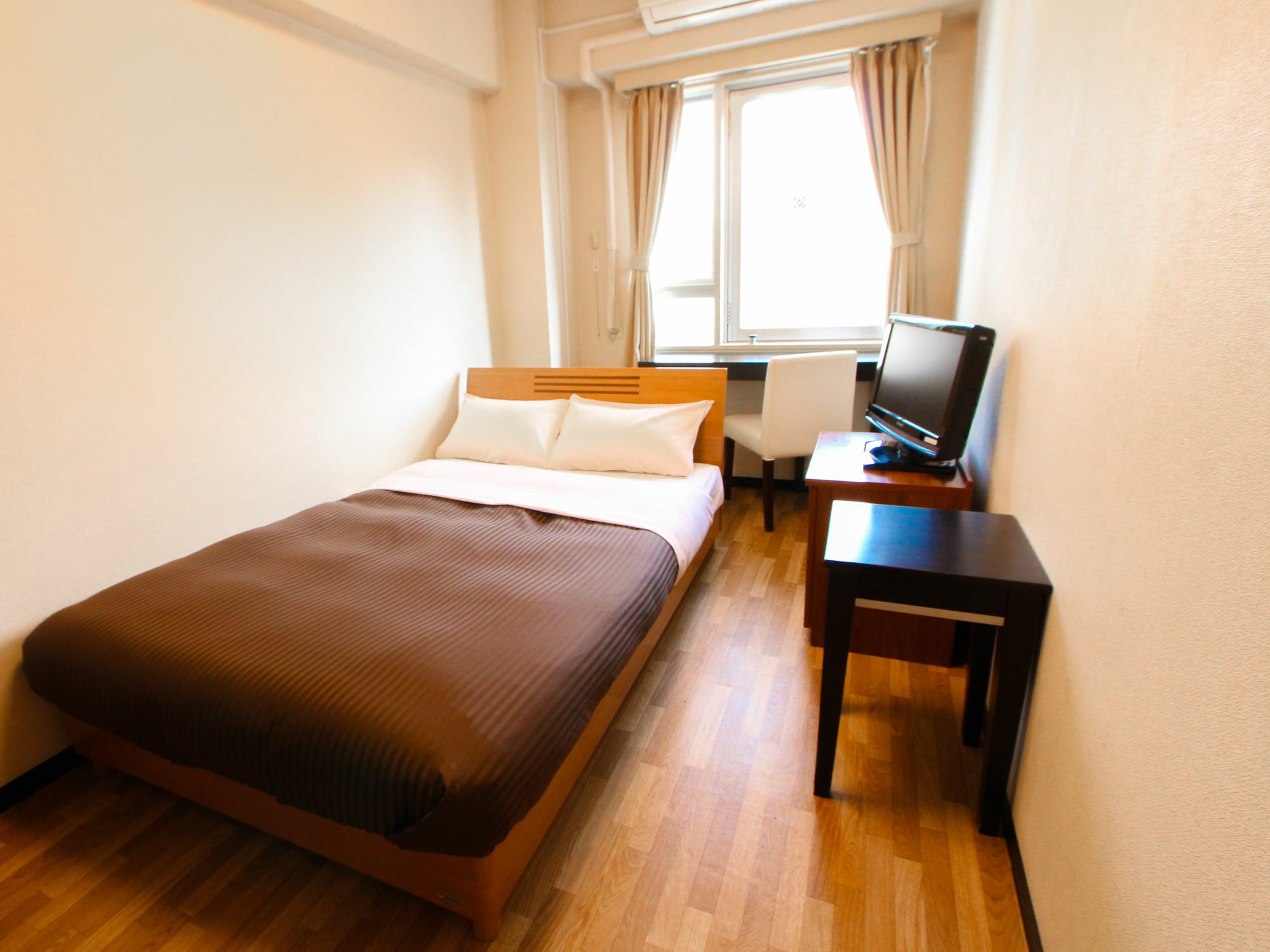 Hotel Livemax Budget Kawasaki Ekimae Экстерьер фото
